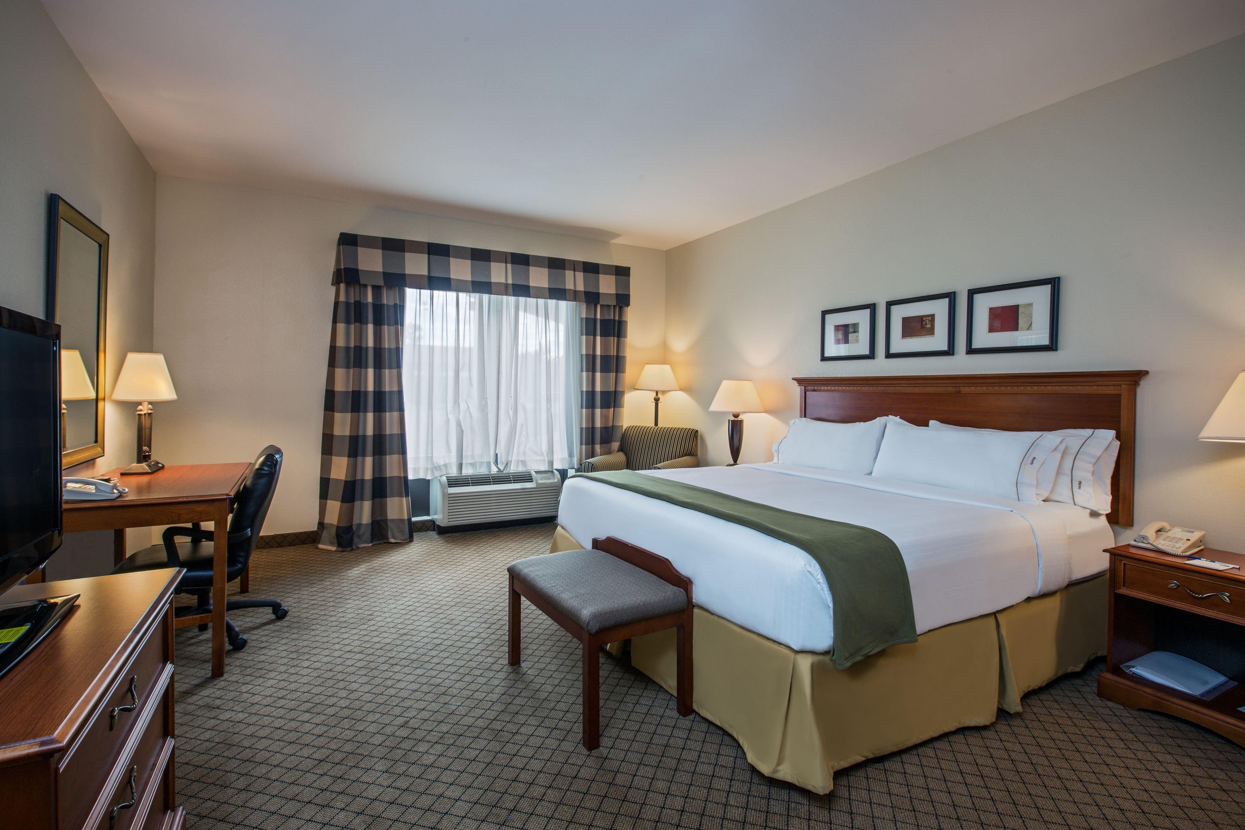 Holiday Inn Express Hotel & Suites Jackson - Flowood By Ihg Exterior photo