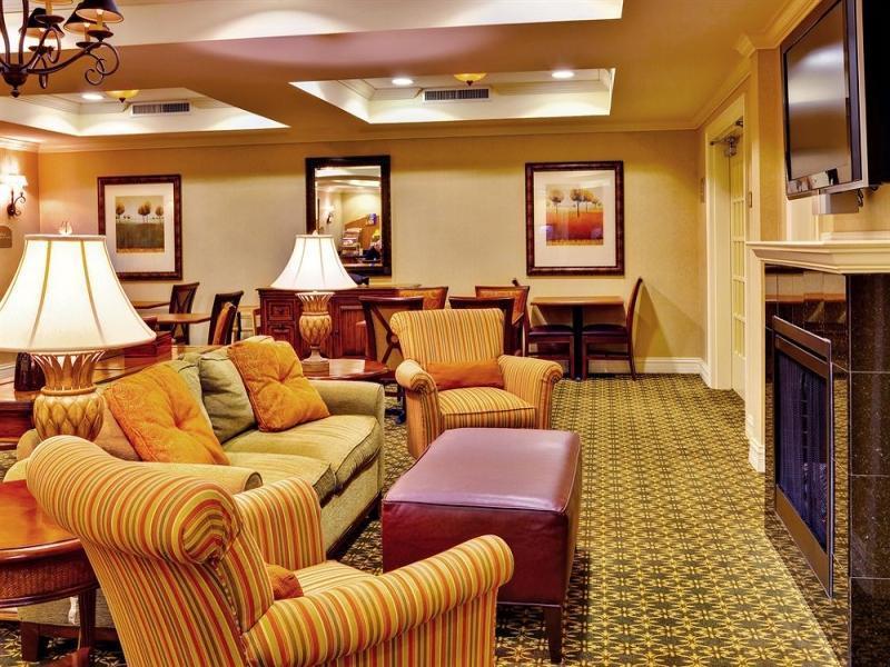 Holiday Inn Express Hotel & Suites Jackson - Flowood By Ihg Exterior photo