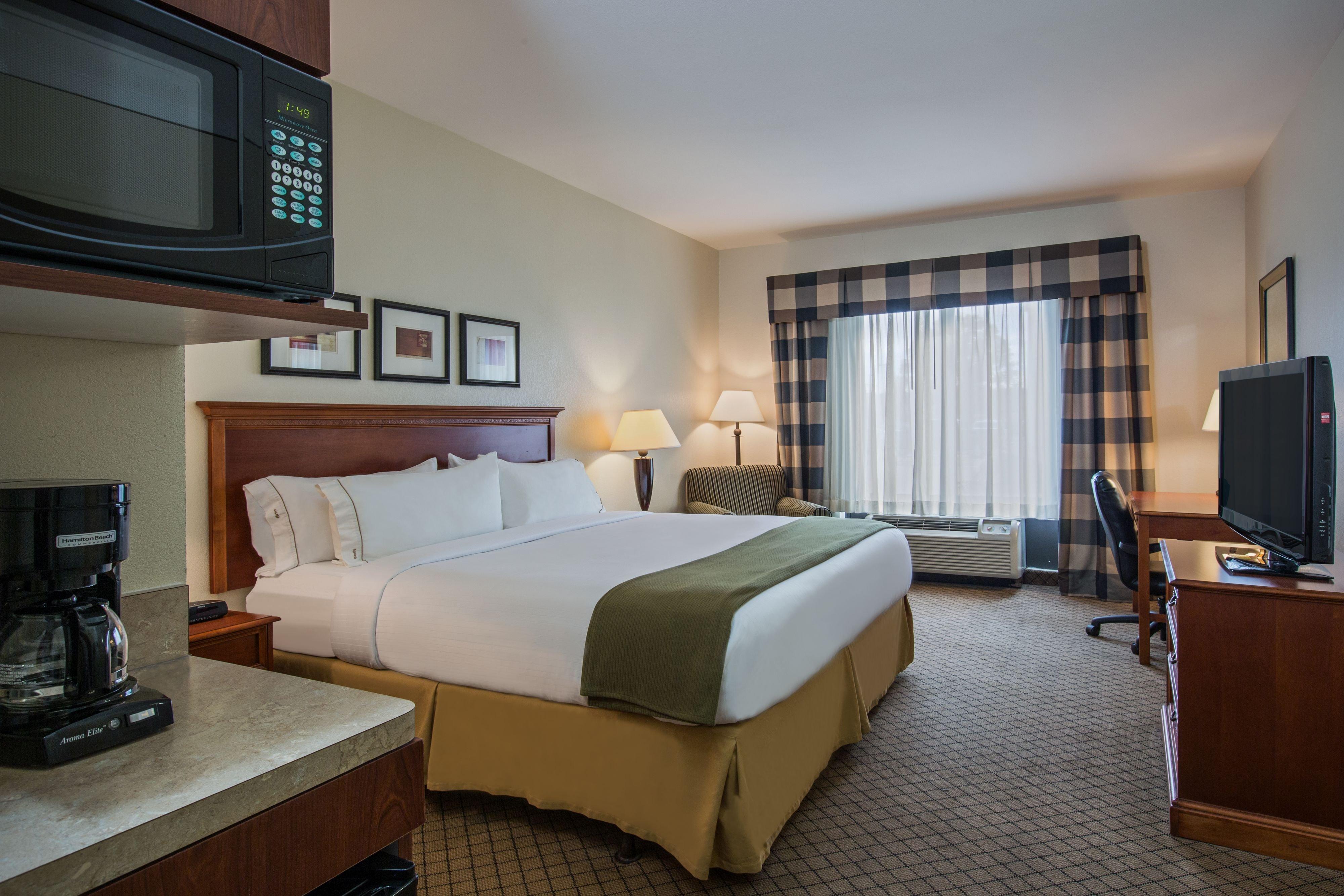 Holiday Inn Express Hotel & Suites Jackson - Flowood By Ihg Exterior photo