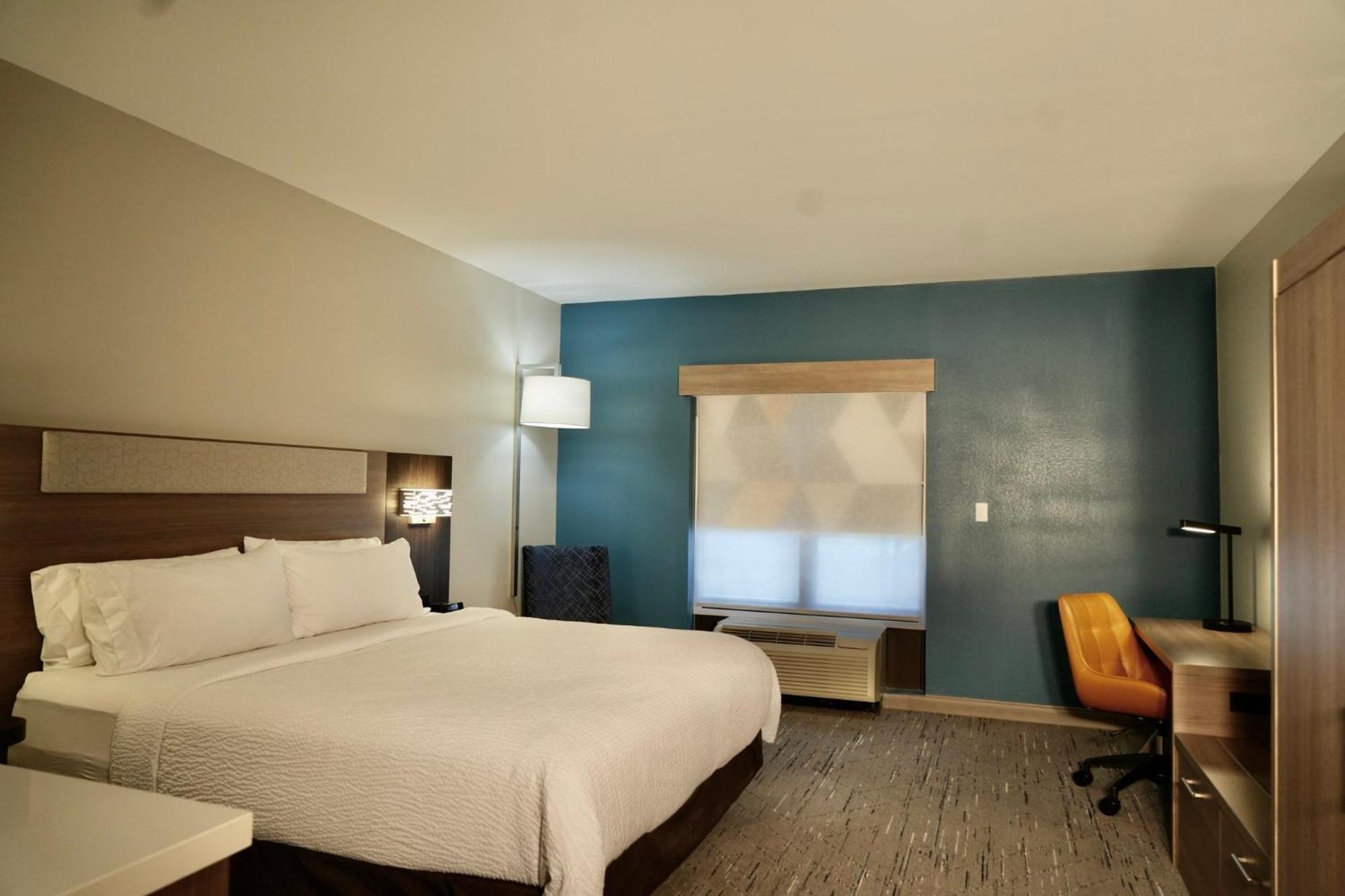 Holiday Inn Express Hotel & Suites Jackson - Flowood By Ihg Exterior photo
