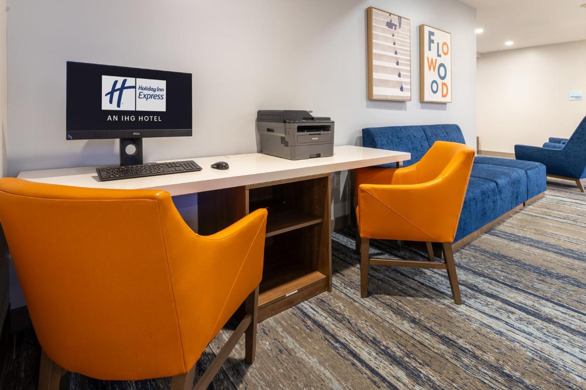Holiday Inn Express Hotel & Suites Jackson - Flowood By Ihg Exterior photo